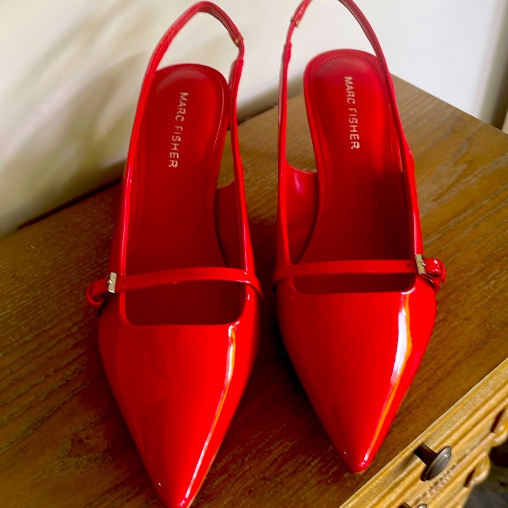 Marc Fisher kitten heels; red